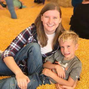 Meet your Posher, Alyssa